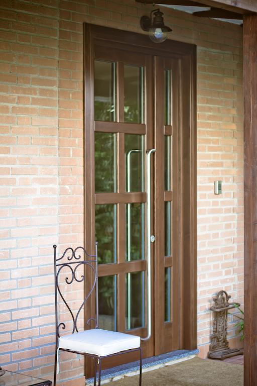 Borgo Manzoni - Charming House Hotel Роцано Екстериор снимка