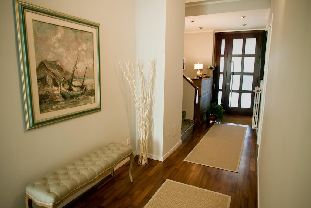 Borgo Manzoni - Charming House Hotel Роцано Екстериор снимка